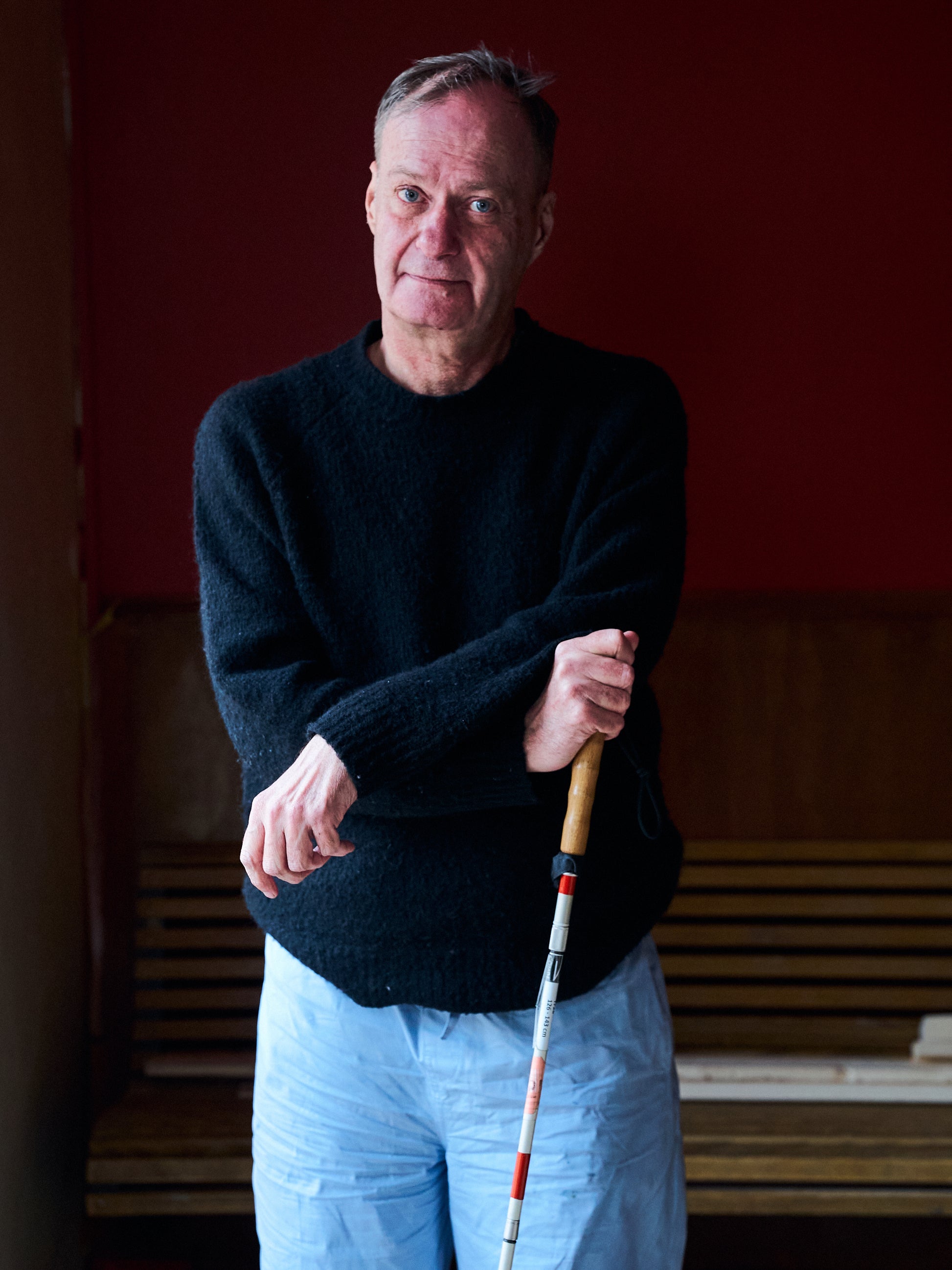 Knud is 183 cm tall and wears size L. | light blue