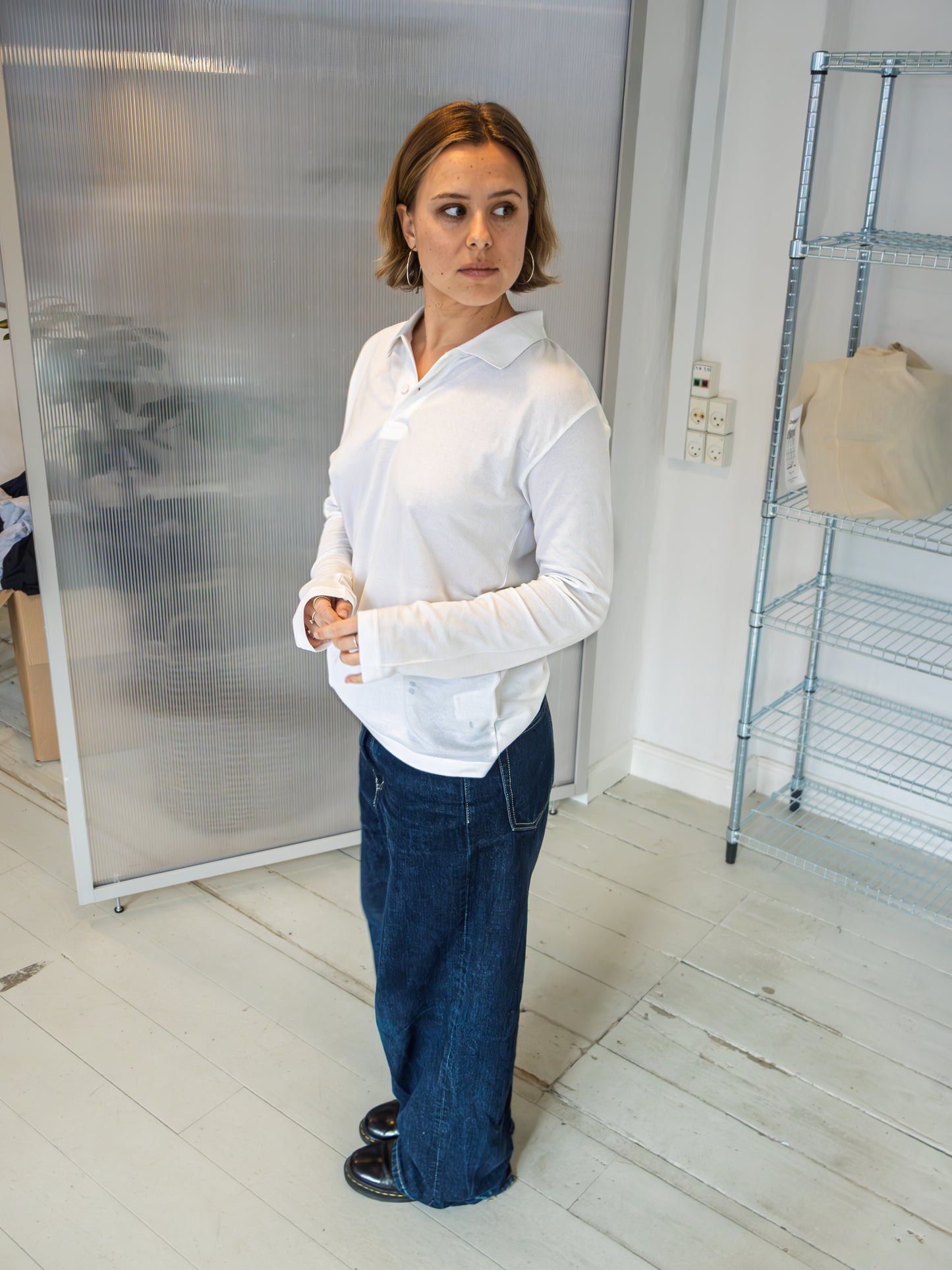 Emma Sofie is 167 cm tall and wears size M. | white