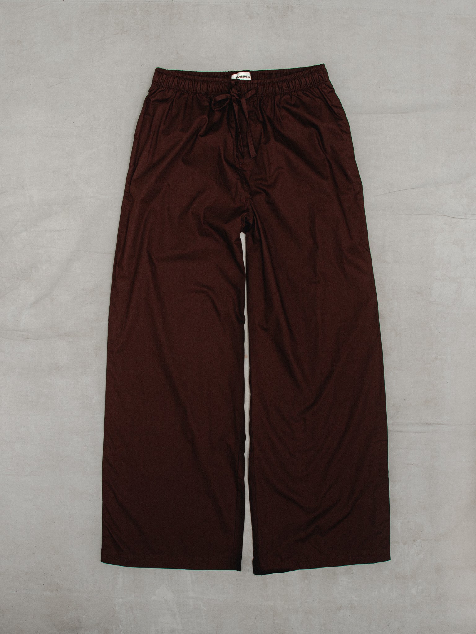  | dark brown